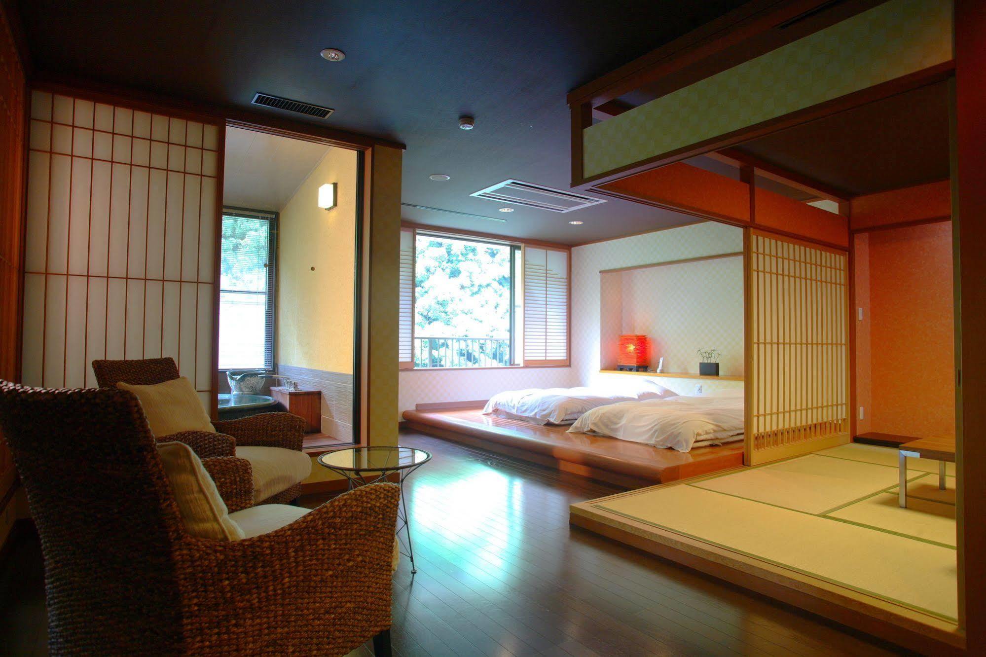 Yamanakaonsen Ohanami Kyubei Kaga  Extérieur photo