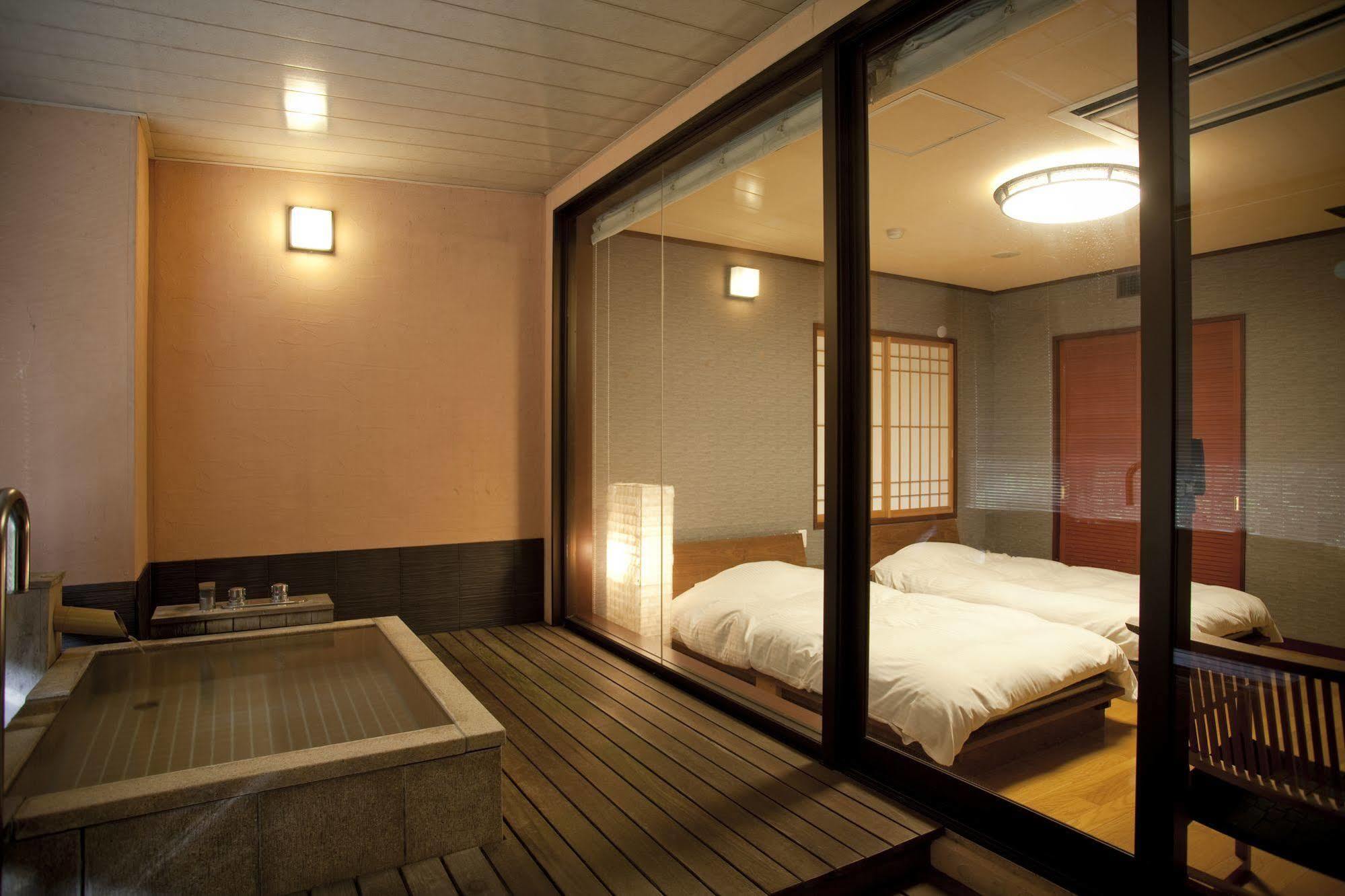 Yamanakaonsen Ohanami Kyubei Kaga  Extérieur photo